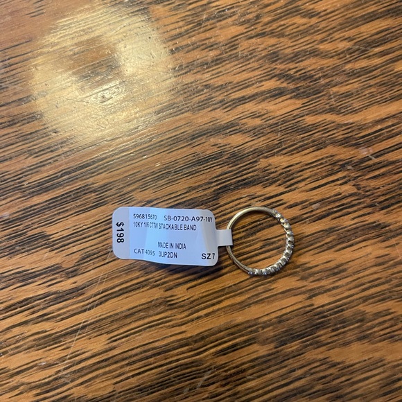 Solid 10k gold stackable - Picture 3 of 4